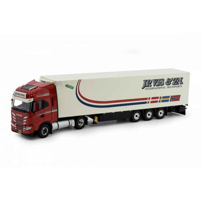 J.P. Vis Iveco S-Way with Newly Developed 3-Axle Refrigerated Trailer 1:50