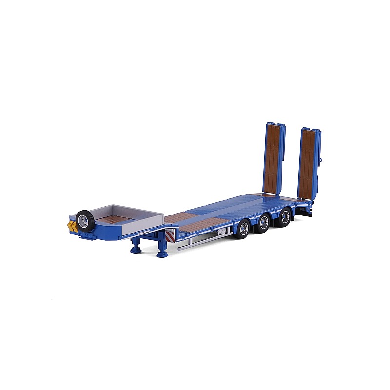 3-axle Blue Lowloader with Ramps