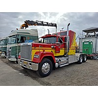 Antonis Verhuur Mack Superliner RW II 6x2
