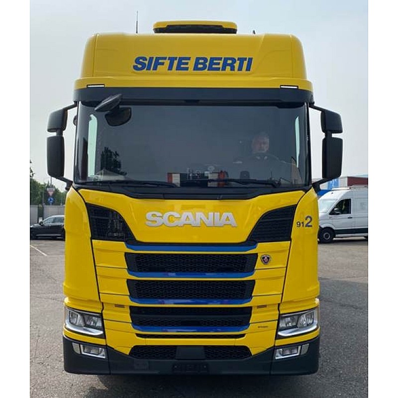 Sifte Berti Scania NGR Highline 4x2 & Curtainside Trailer