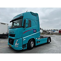 Kotra Volvo FH Aero Globetrotter XL 4x2 & Reefer Trailer