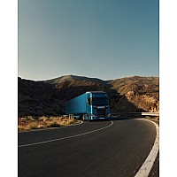 Scania Brand Boost Scania Super 560R 4x2 & Reefer Trailer