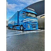 Tenden Transport Volvo FH Aero Globetrotter XXL & Fridge Trailer