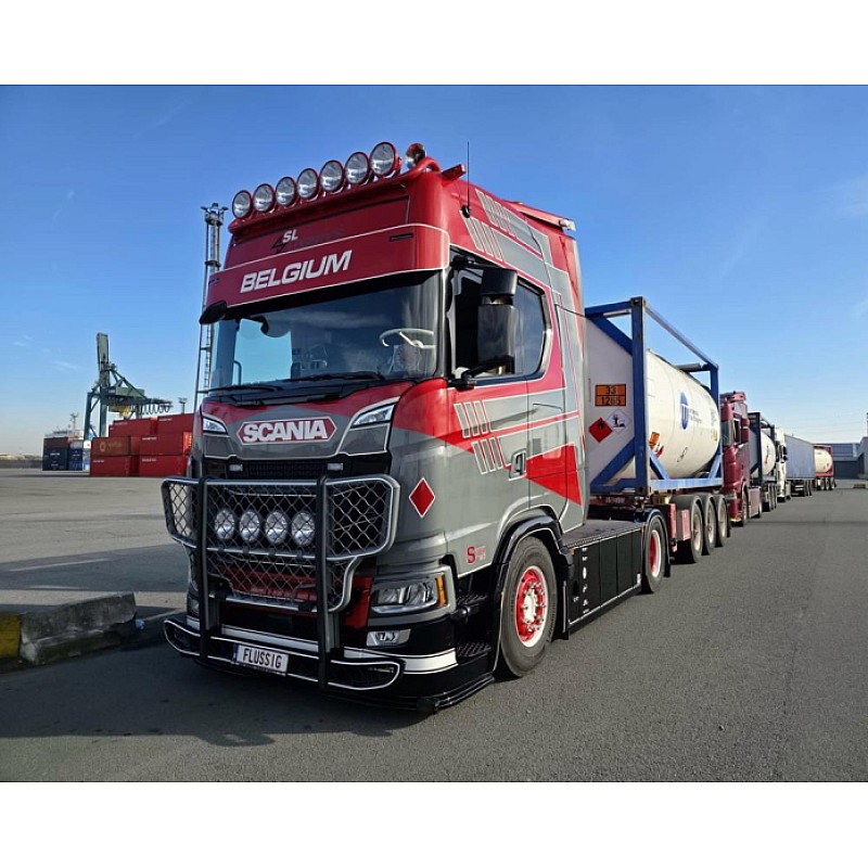 SL Logistics Scania S530 V8 4x2 & Tanker Trailer