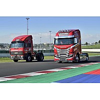 Iveco Set - Iveco Turbostar 4x2 & Iveco S-Way 4x2