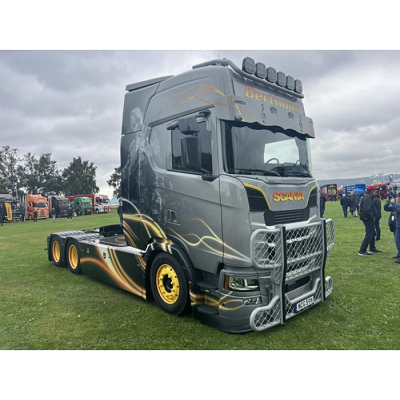 Bertons Scania Next Gen S-Series XXL