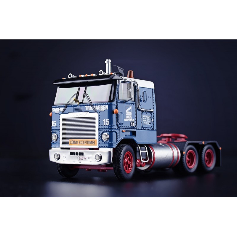 Sarens Mack Cruise Liner 6X4