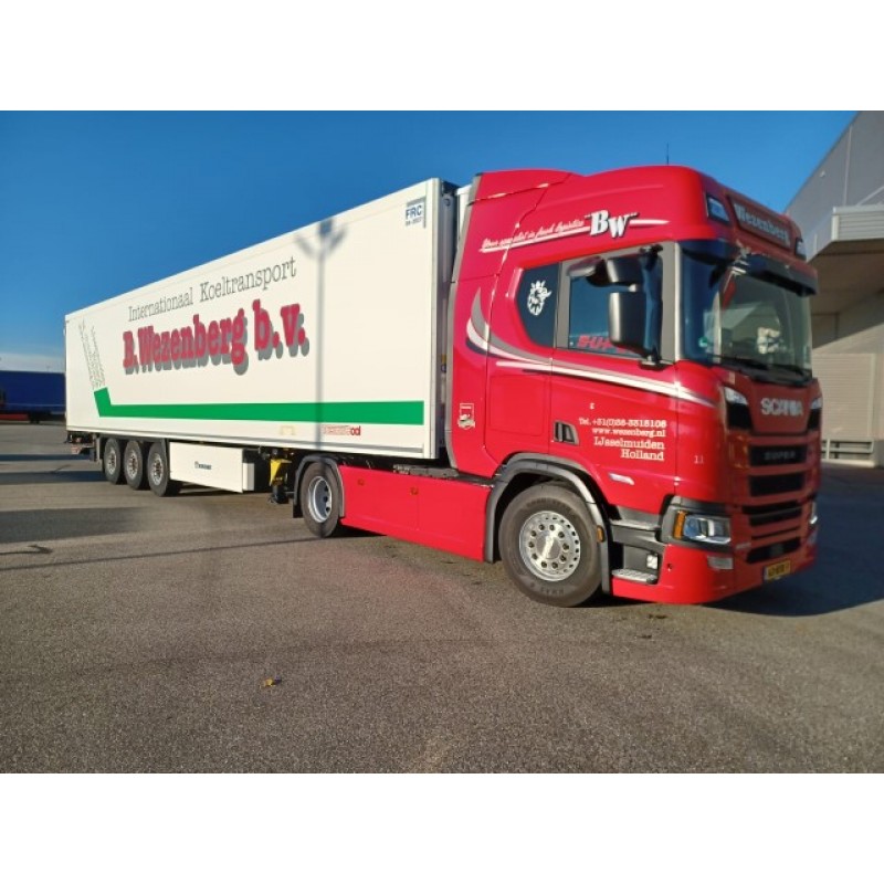 Wezenberg Scania Super Highline 4x2 & Reefer Semi Trailer