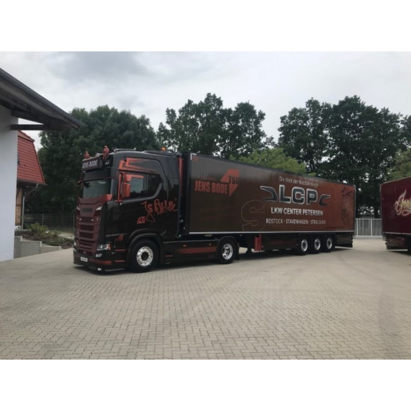 Jens Bode Scania Next Gen S-Series Highline With 3 Axle Reefer Trailer Jens Bode Scania Next Gen S-Series Highline With 3 Axle Reefer Trailer