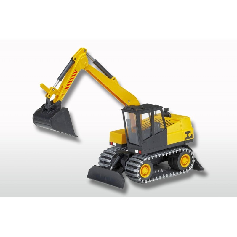 Wheeled Excavator with chains
