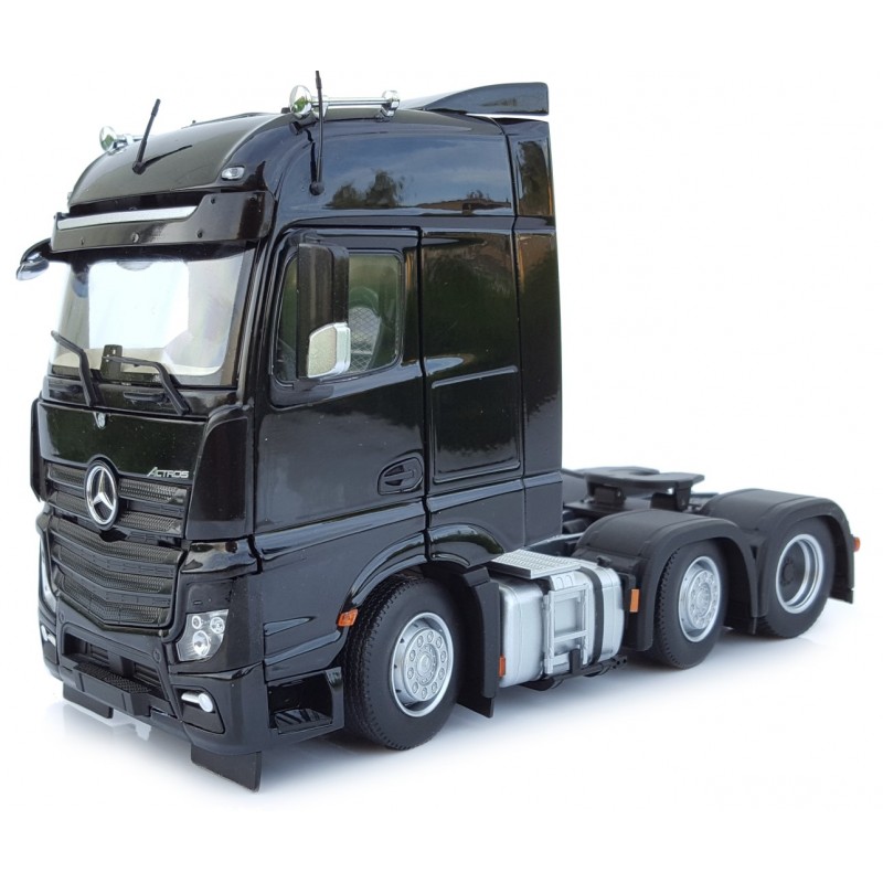 Mercedes-Benz Actros Bigspace 6X2 Black 1:32 Scale